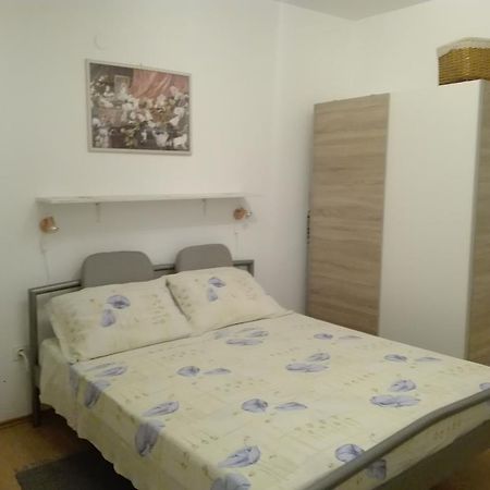 Studio Apartments Ivica Primošten Esterno foto